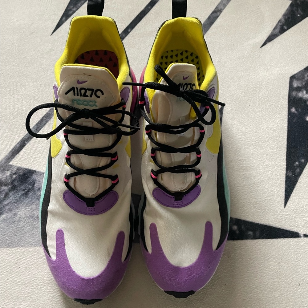 Nike Air Max 270 React 'Bright Violet' AT6174-101